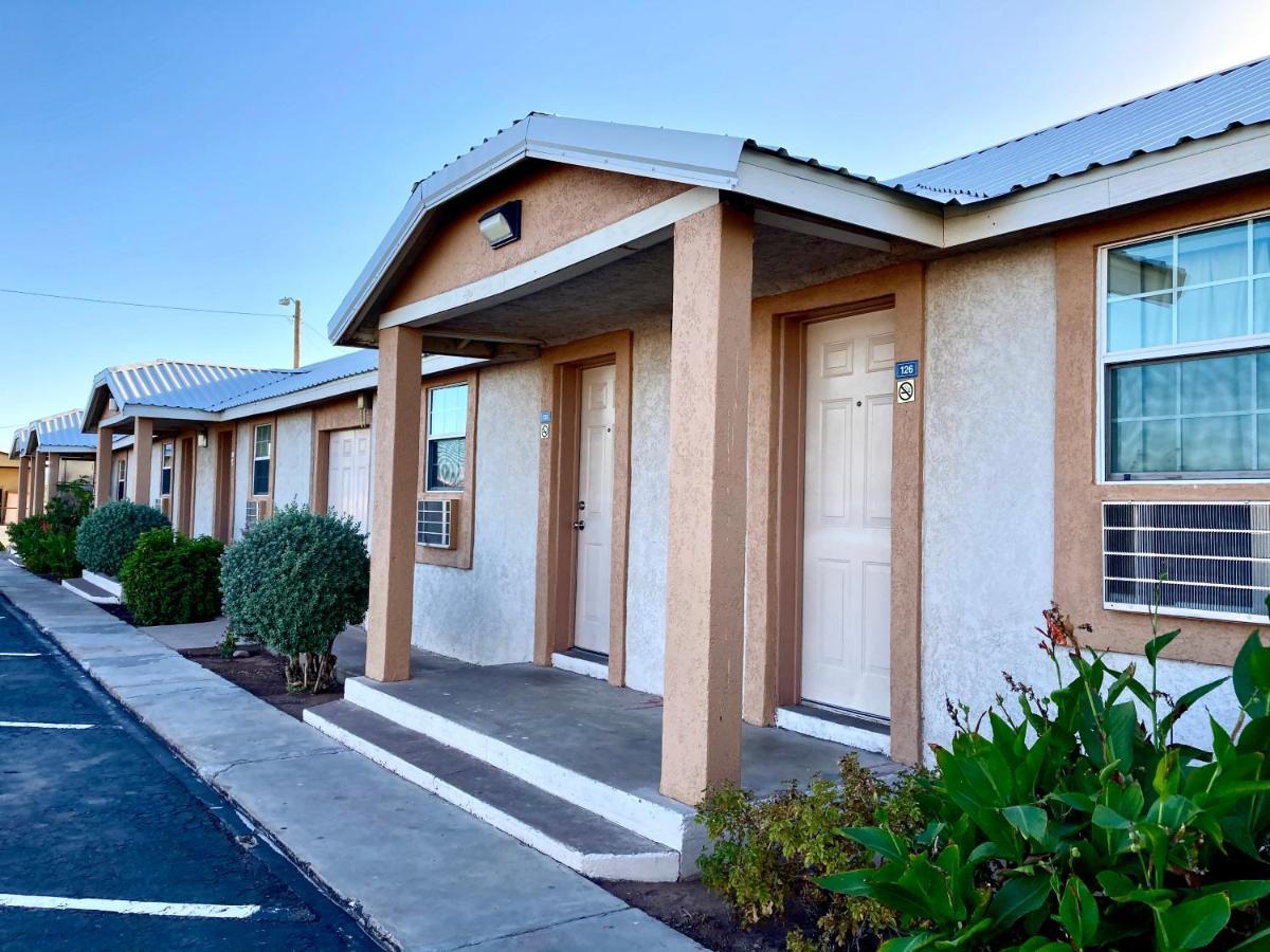 Desert Inn Van Horn Exterior photo