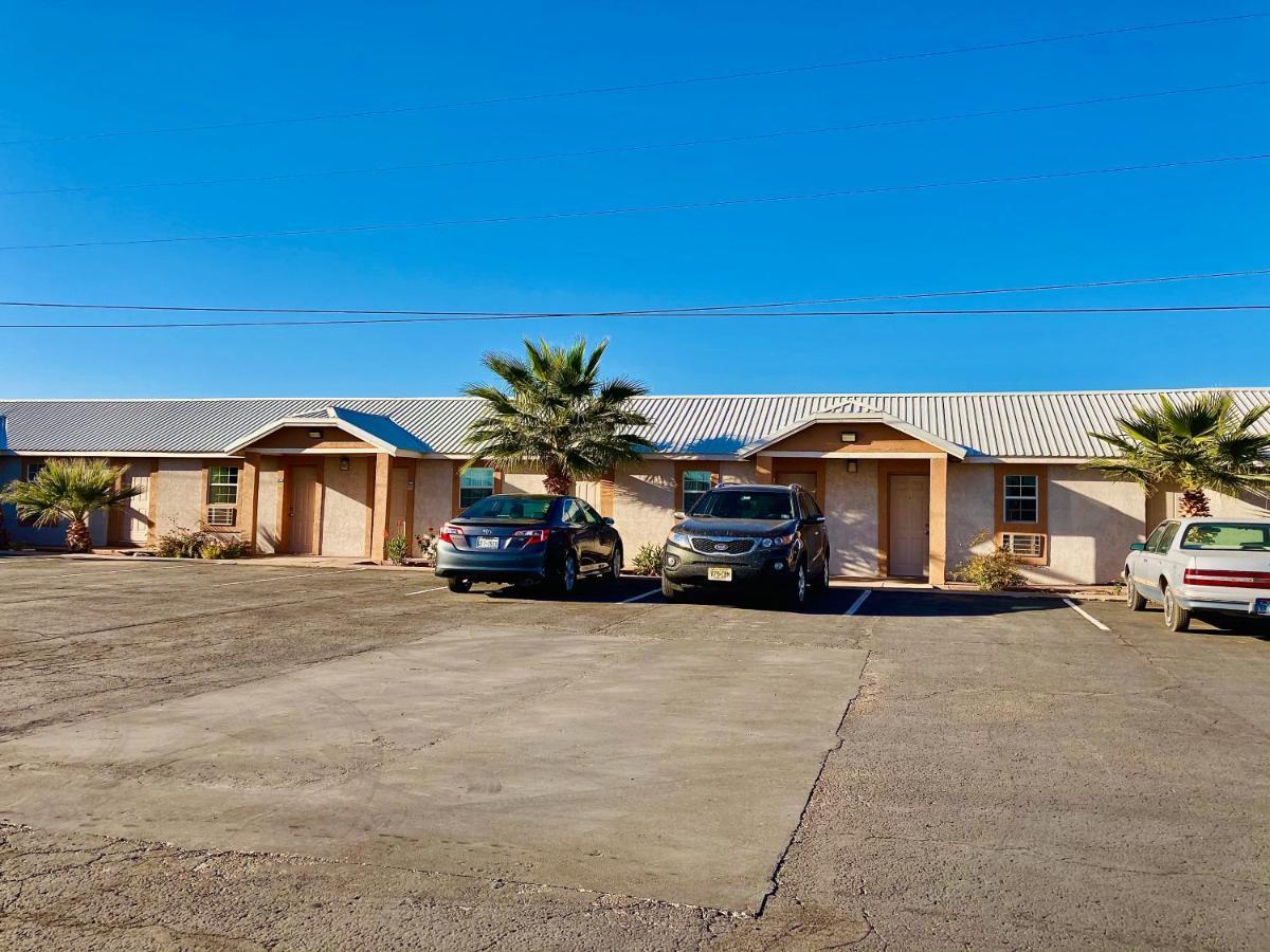 Desert Inn Van Horn Exterior photo